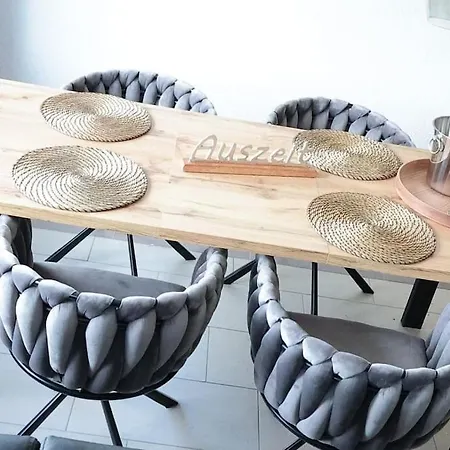 Weingut Lahmer August Rebstock Kretzschau